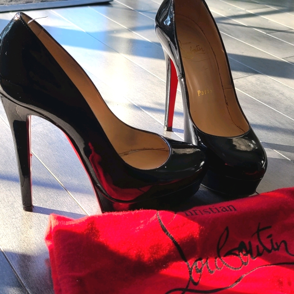 Christian Louboutin Bianca patent
